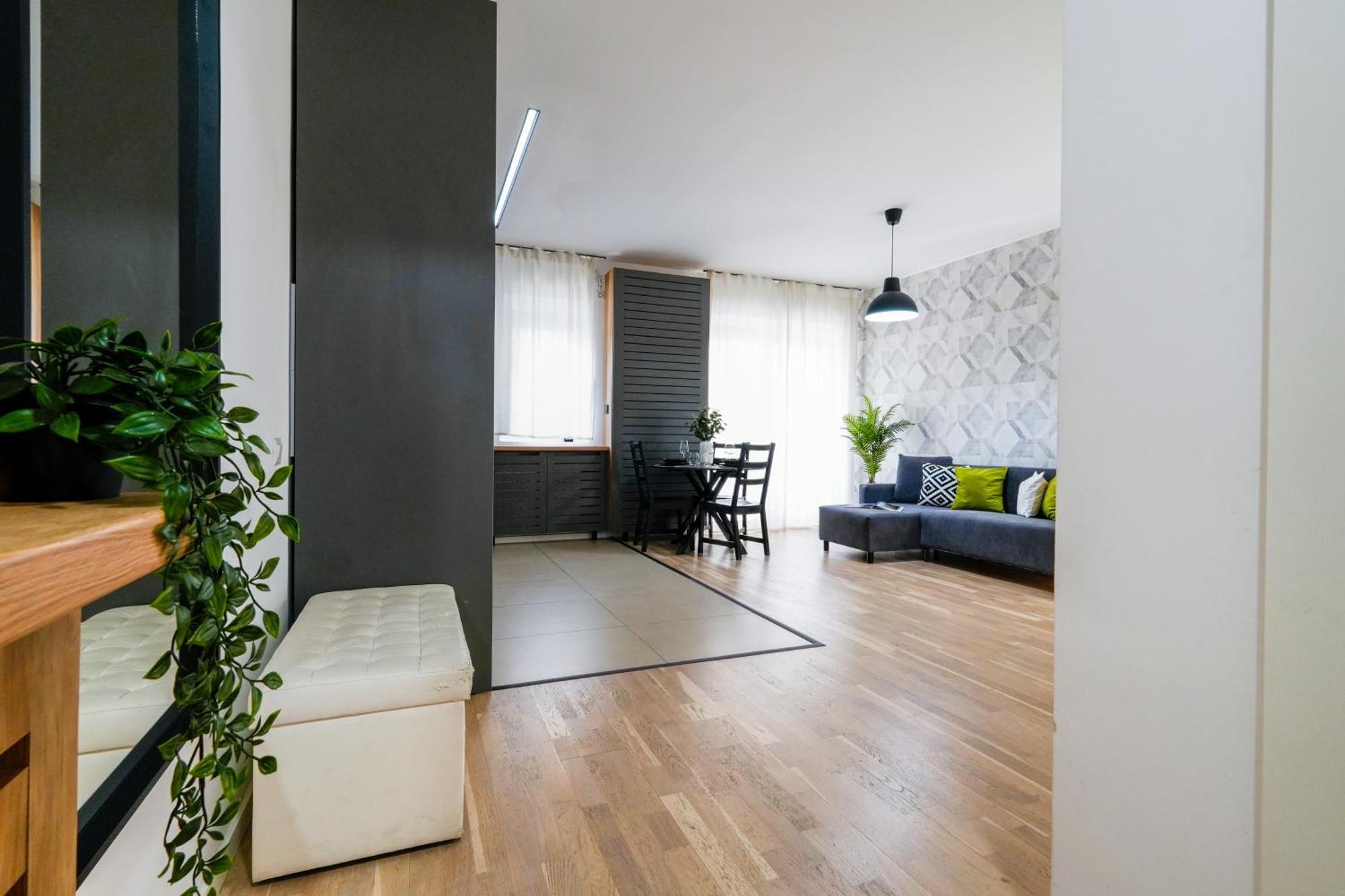 Sara - Stylish With Balcony Near Piata Obor Appartement Bucarest